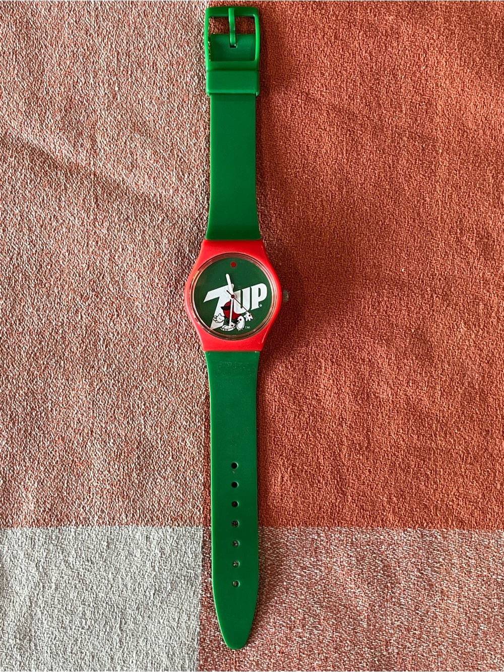 Vintage 7UP Logo Red and Green Wristwatch